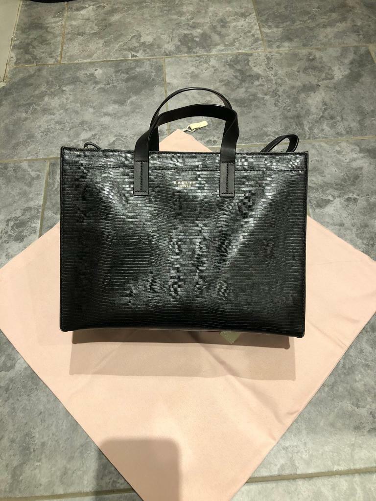 radley box bag
